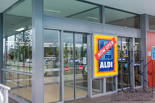 Aldi Oxenford-22 close up of the auto doors